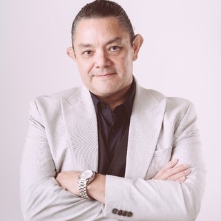 Carlos De León